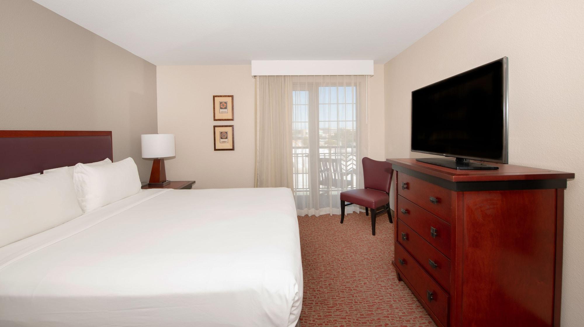 Larkspur Landing Extended Hotel 3*