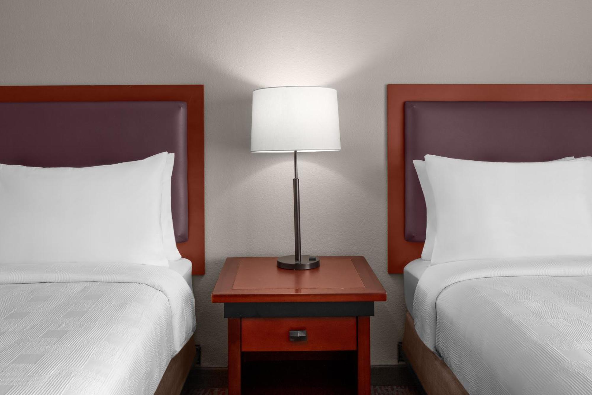 Larkspur Landing Extended 3* South San Francisco