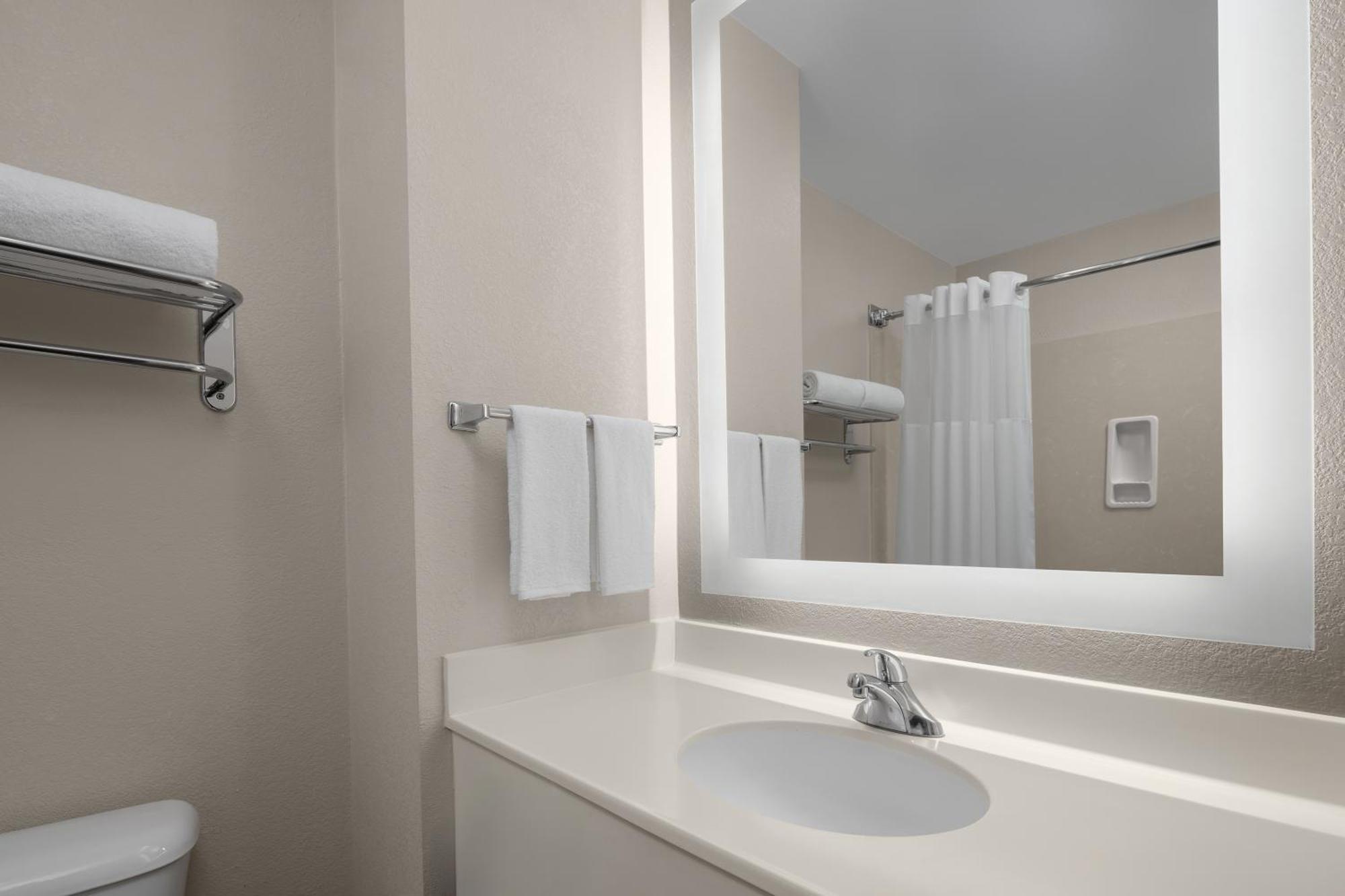 Larkspur Landing Extended 3* South San Francisco