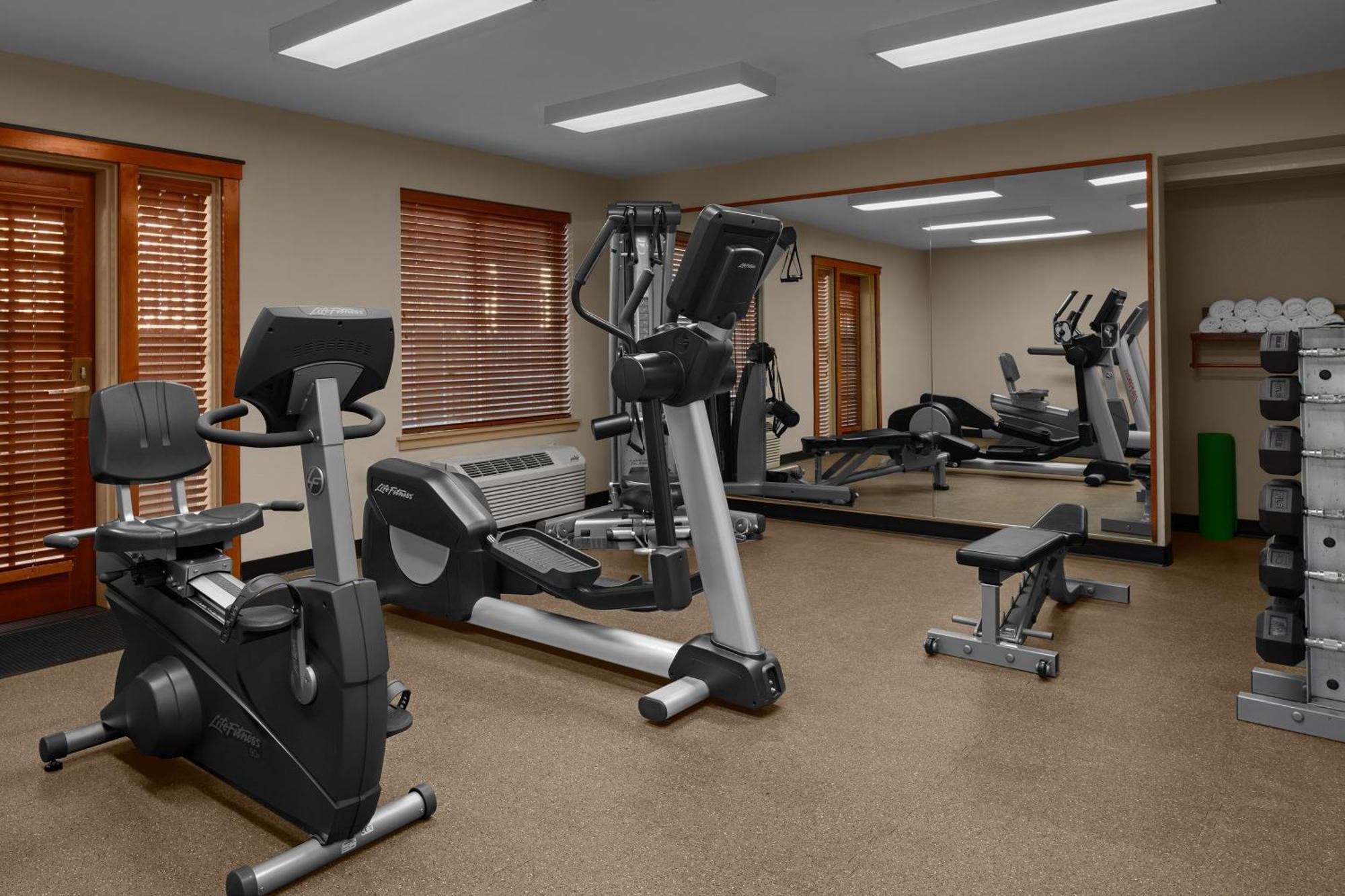 Hotel Larkspur Landing Extended 3*